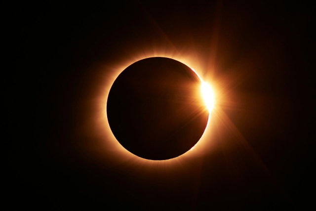 Solar eclipse blackout